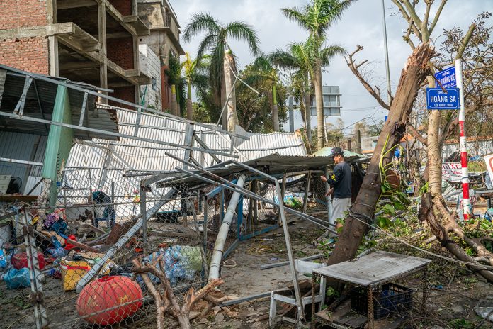Vietnam'da Kalmaegi Tayfunu etkisini gösterdi